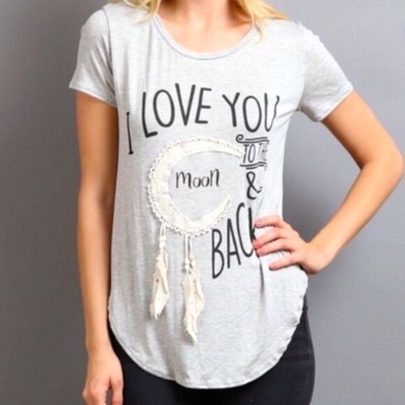 April Spirit Boho Graphic Tee-Size M - Picture 1 of 4